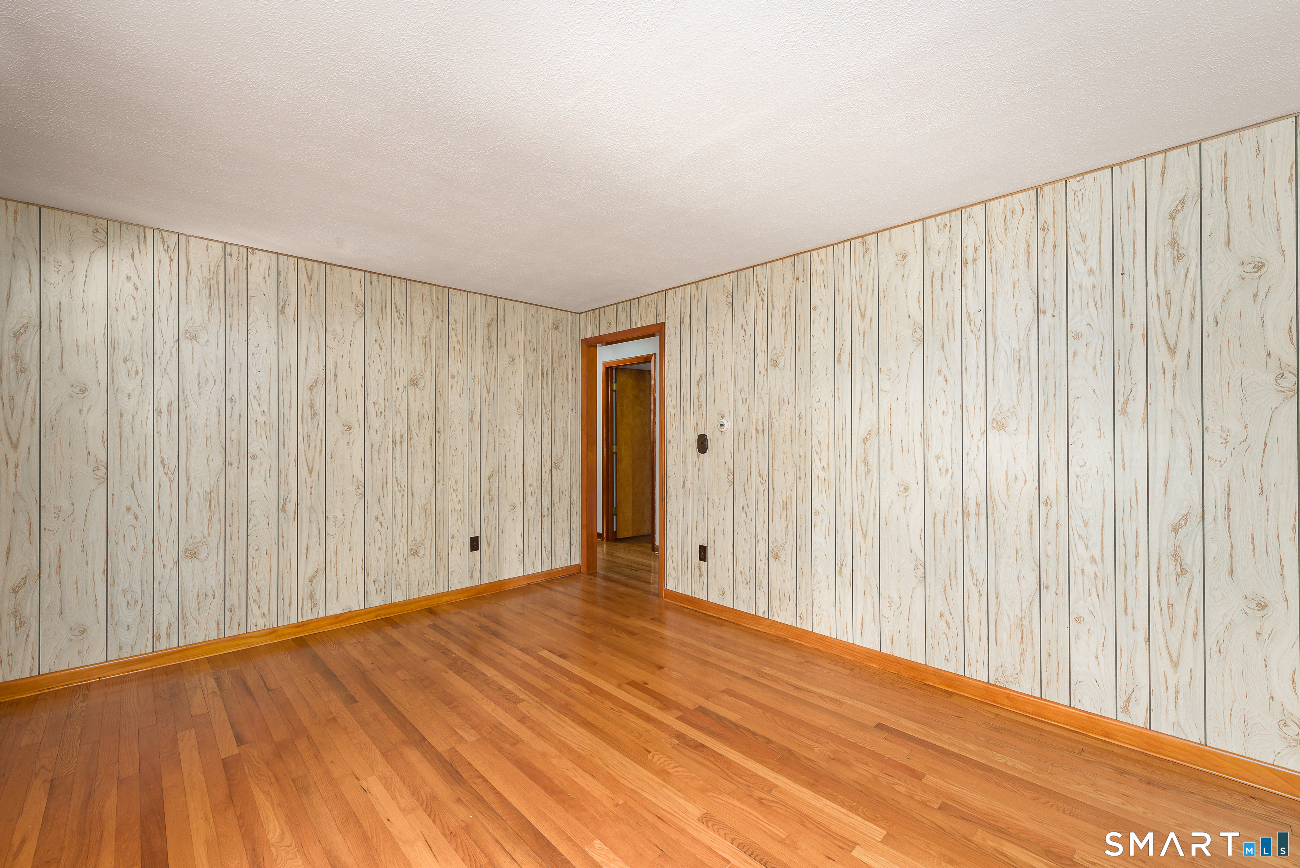 6 Saunders Lane Prospect CT 06712