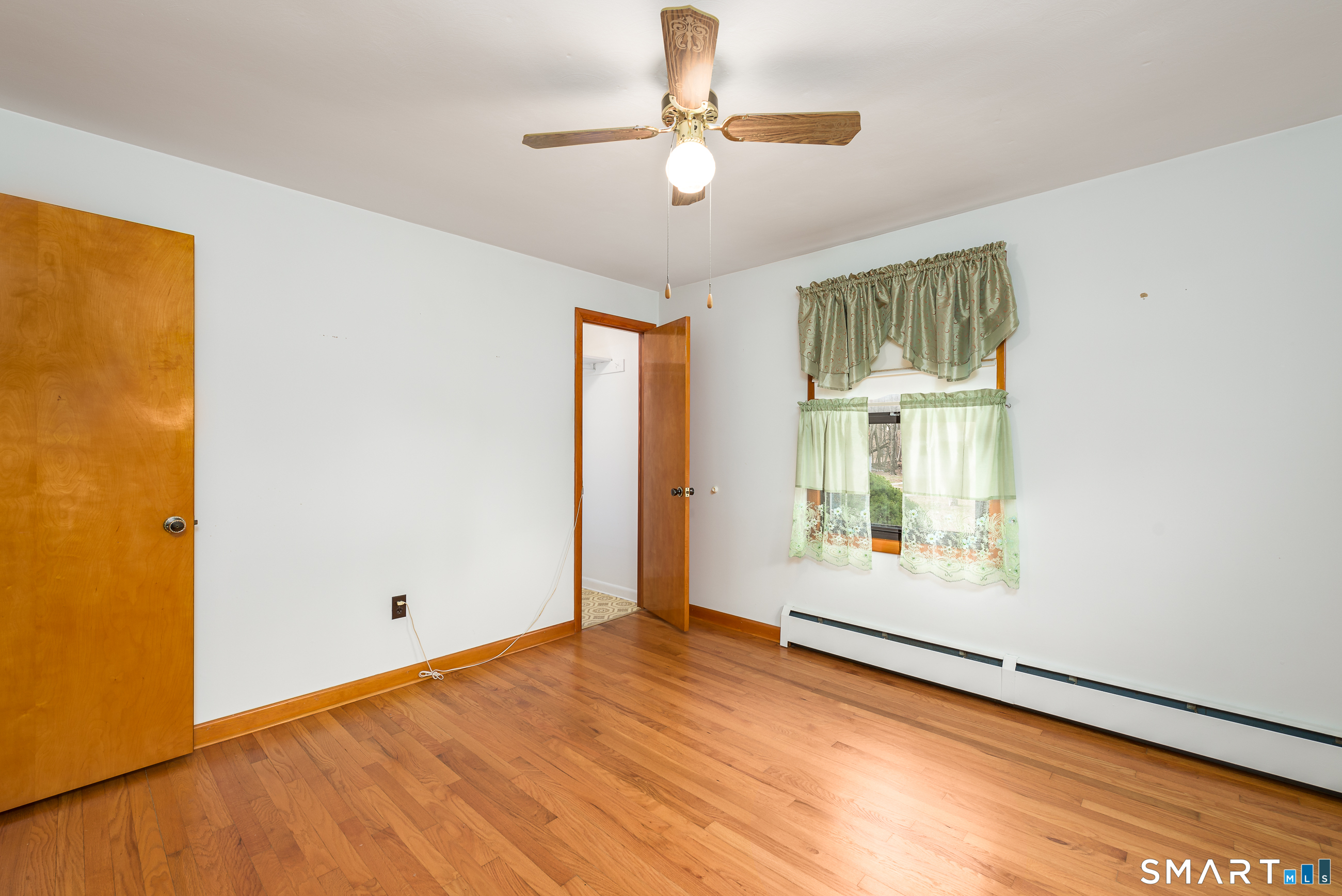 6 Saunders Lane Prospect CT 06712