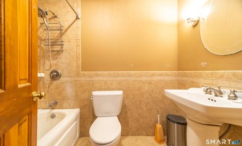 626 Beaver Meadow Road Haddam CT 06441