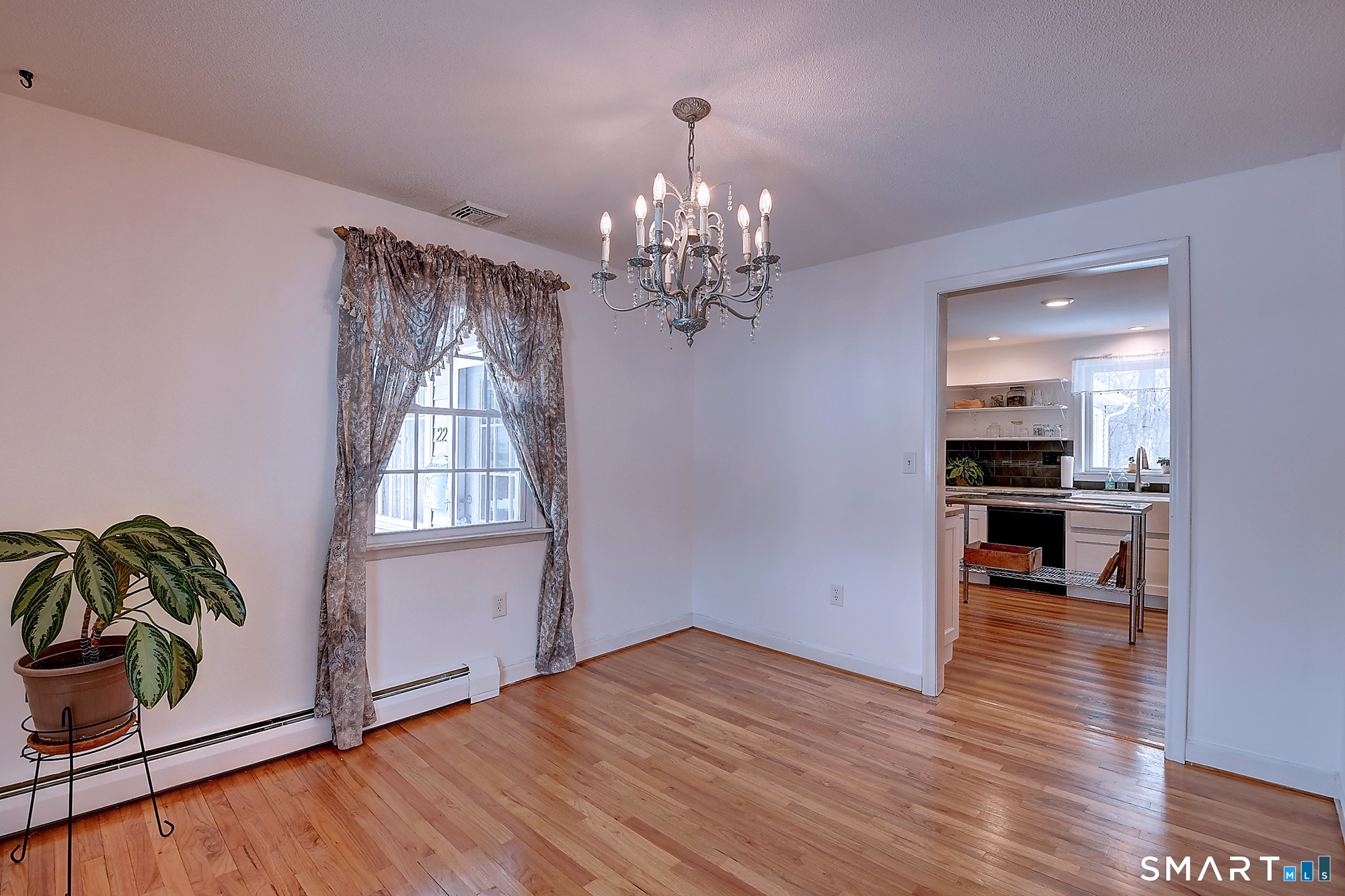 22 Apple Tree Lane Windsor CT 06095