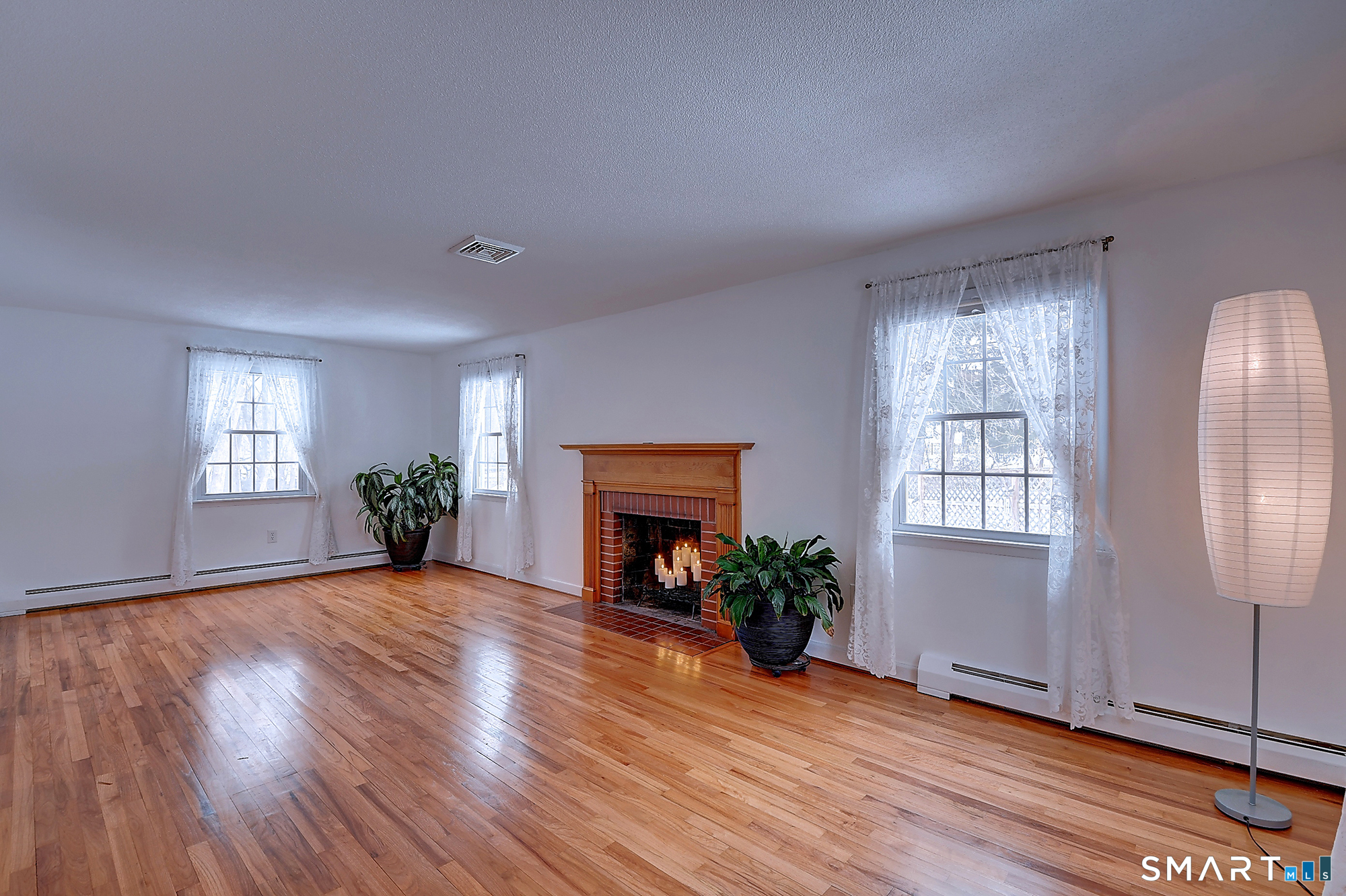 22 Apple Tree Lane Windsor CT 06095