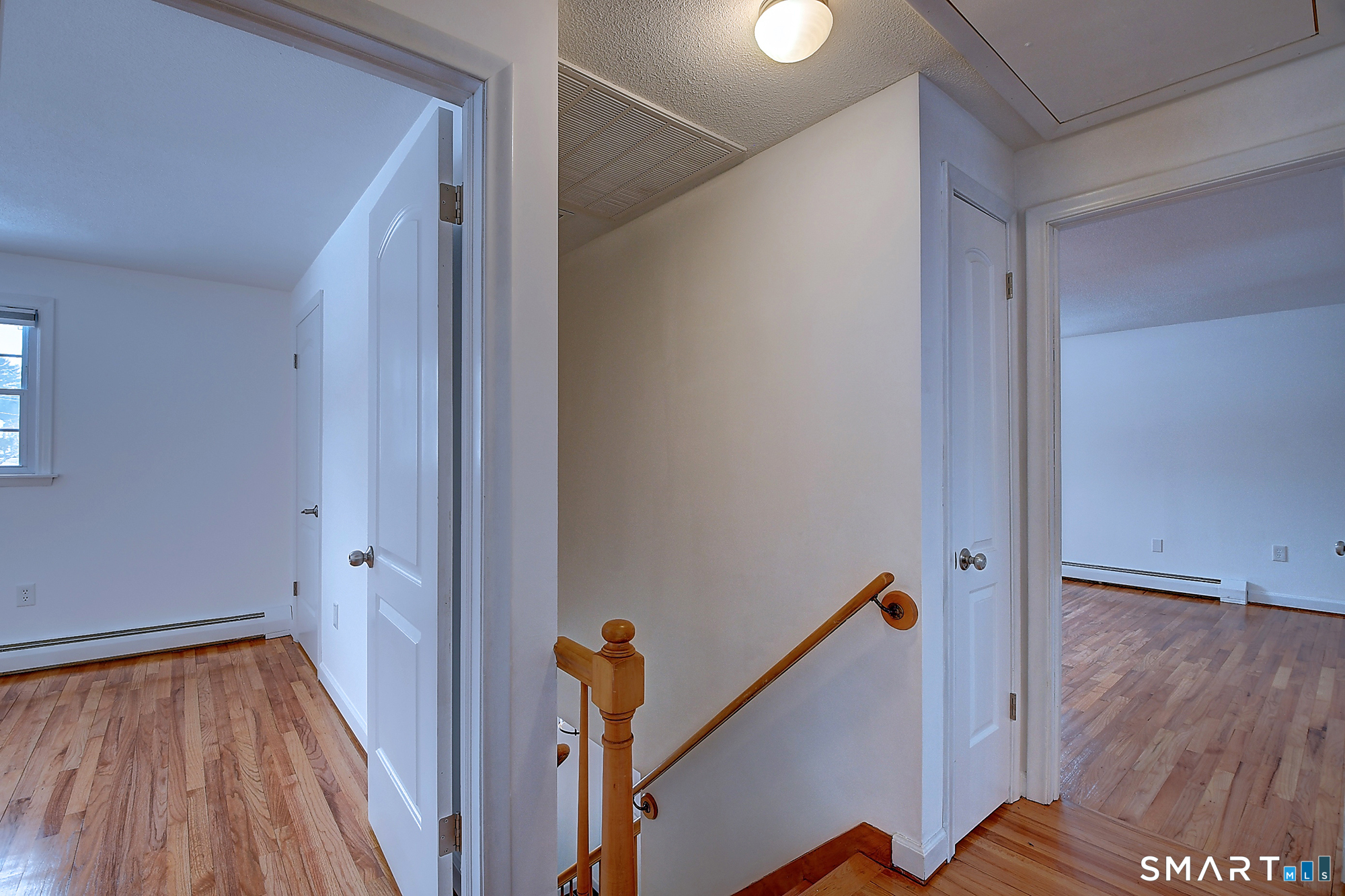 22 Apple Tree Lane Windsor CT 06095