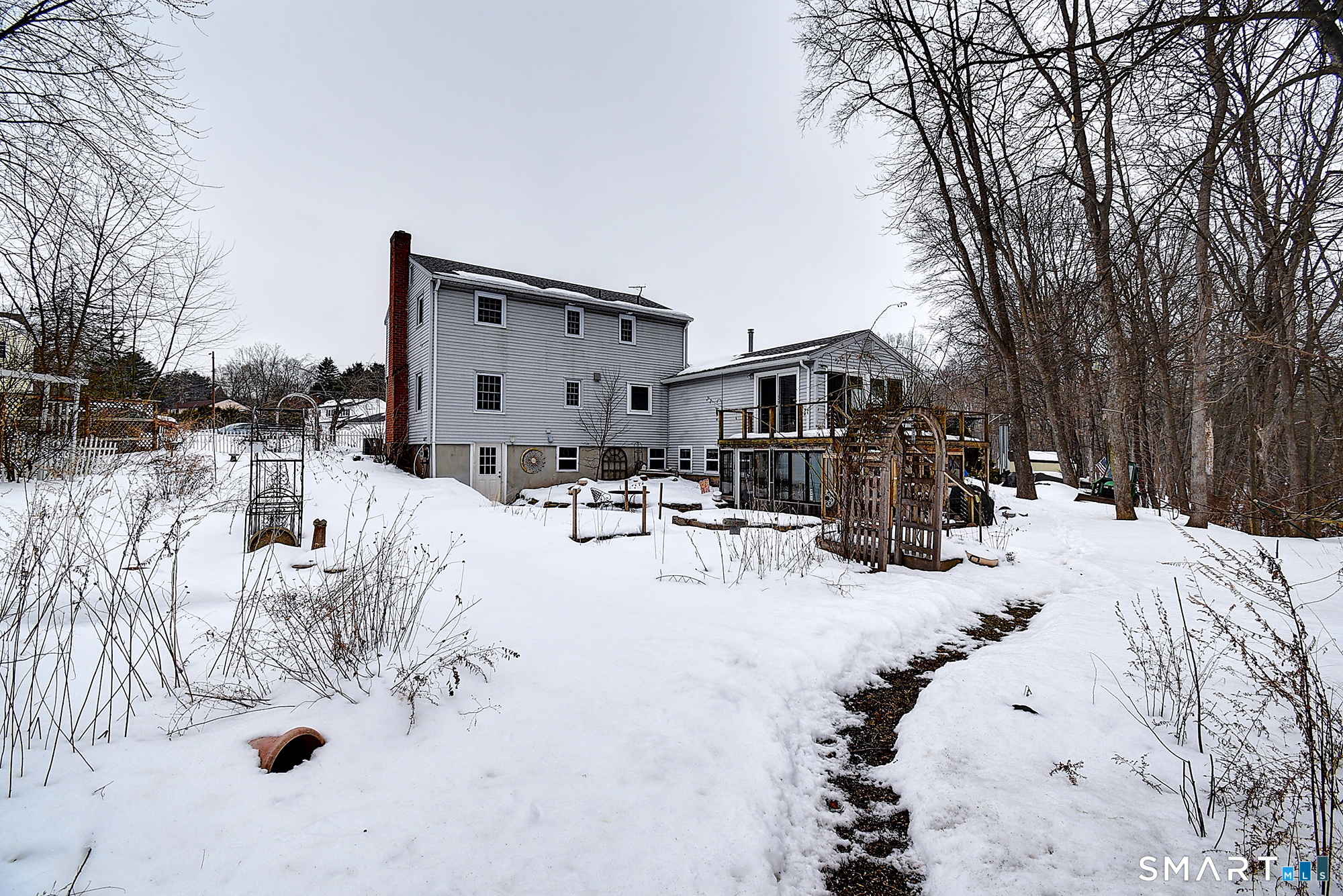 22 Apple Tree Lane Windsor CT 06095