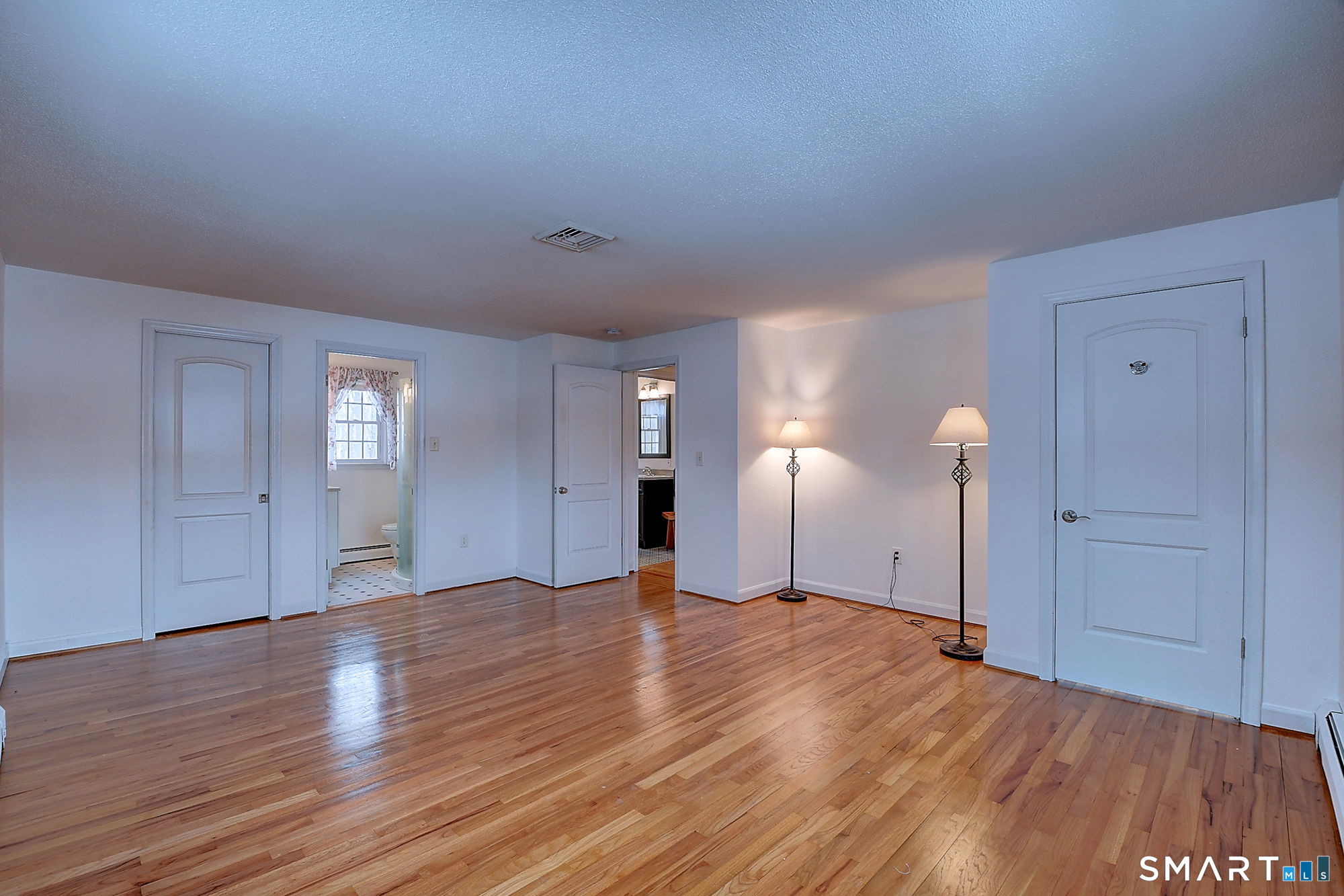 22 Apple Tree Lane Windsor CT 06095