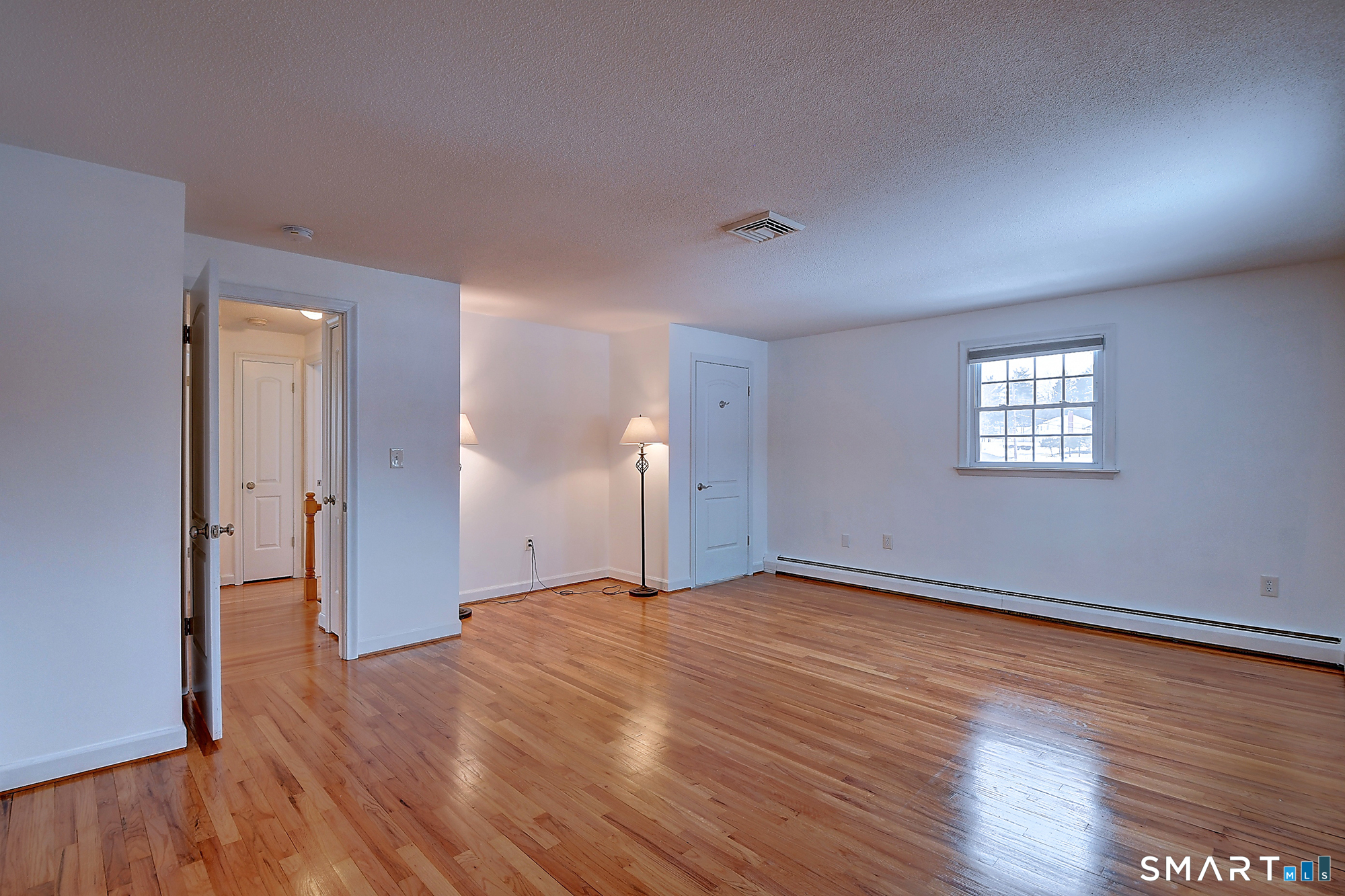 22 Apple Tree Lane Windsor CT 06095