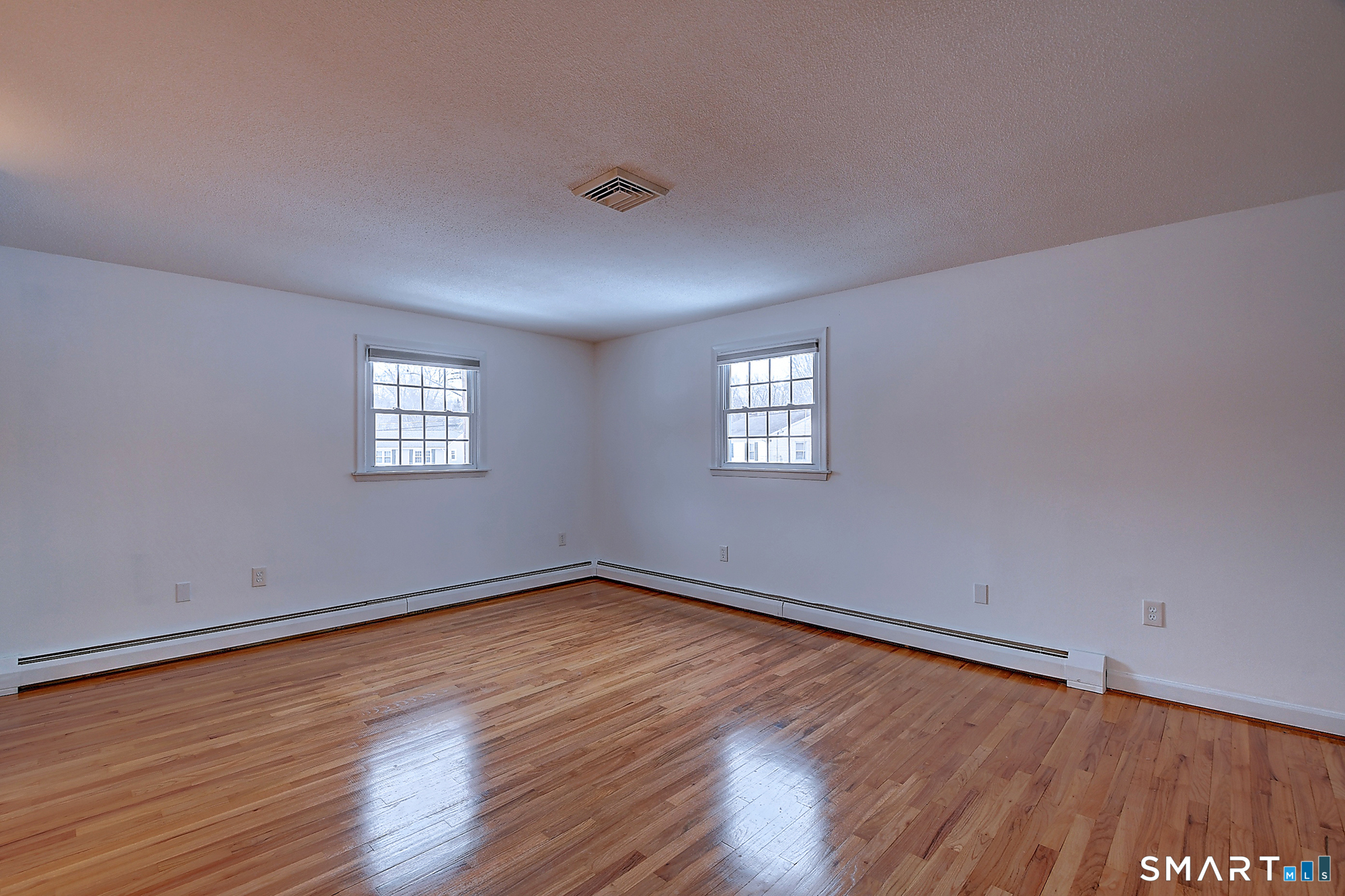 22 Apple Tree Lane Windsor CT 06095