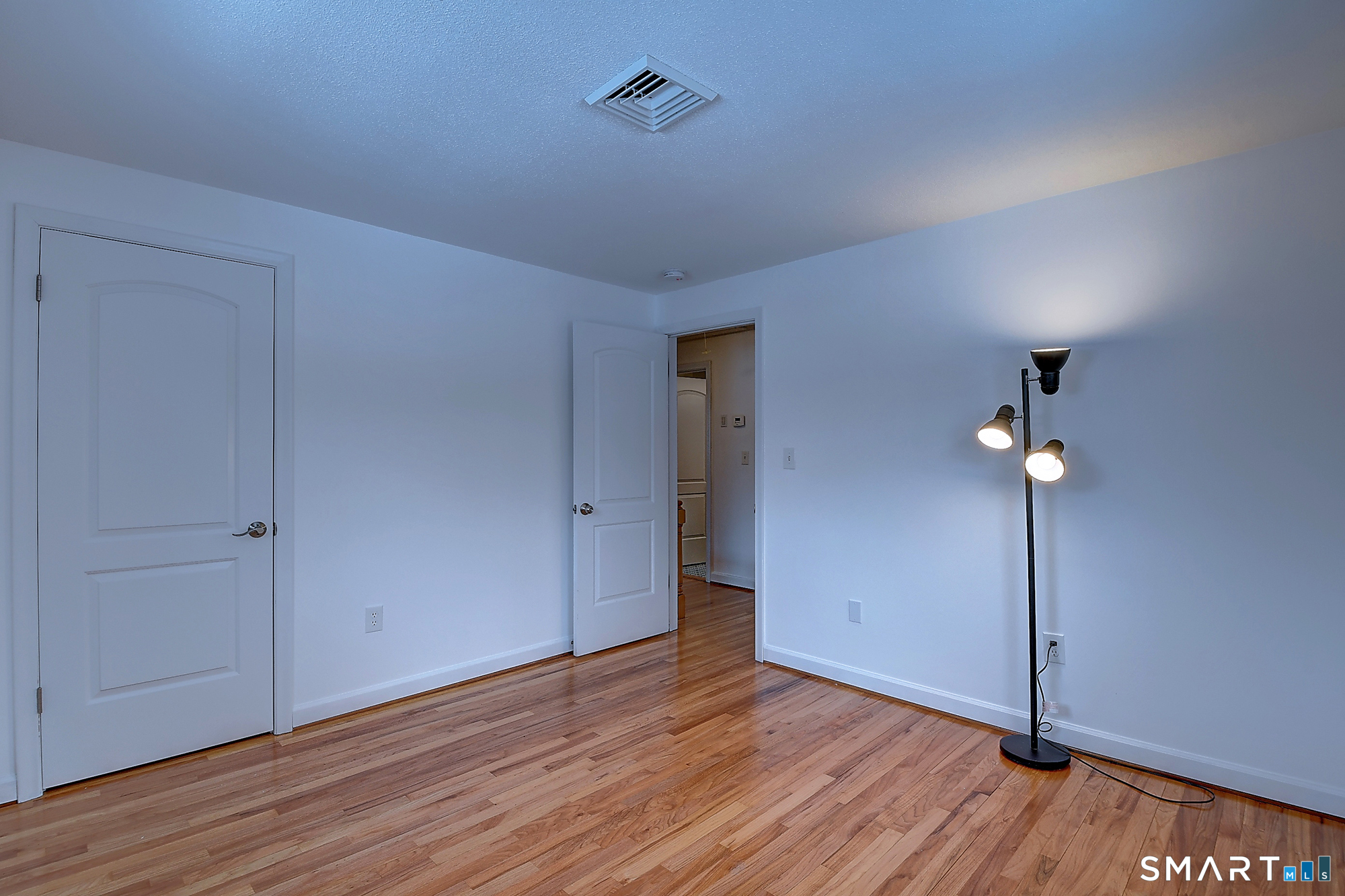 22 Apple Tree Lane Windsor CT 06095