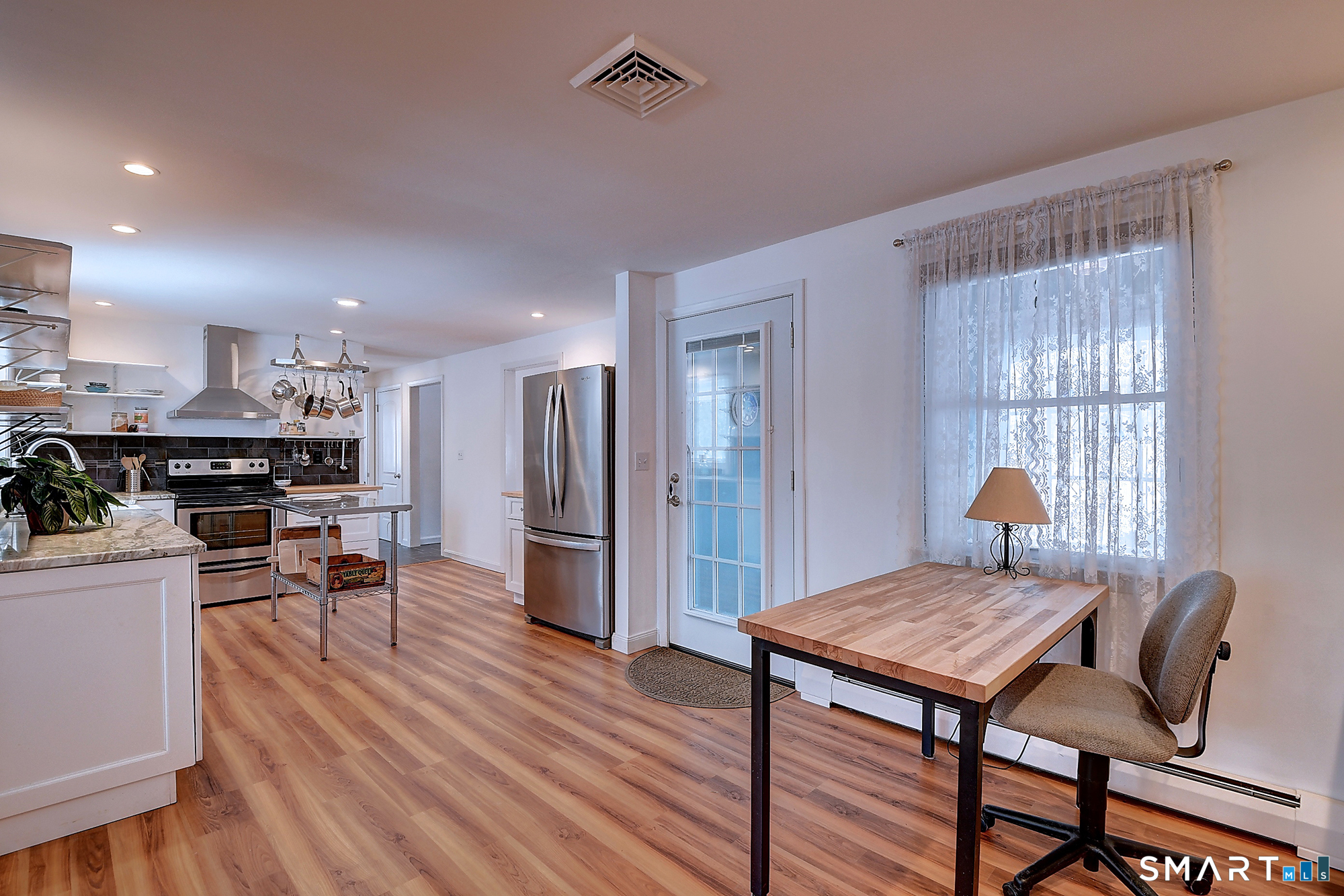 22 Apple Tree Lane Windsor CT 06095