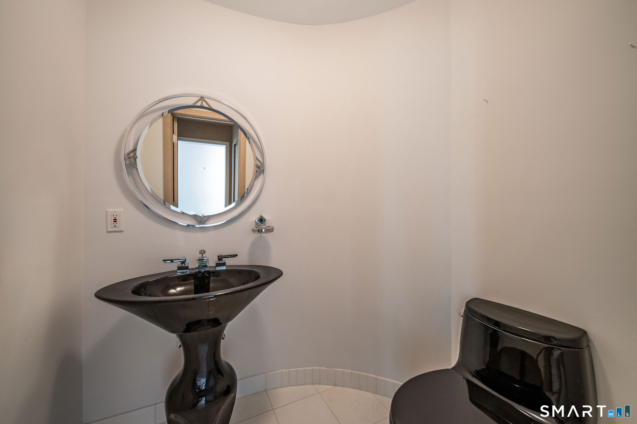14 Grouse Lane Woodbridge CT 06525
