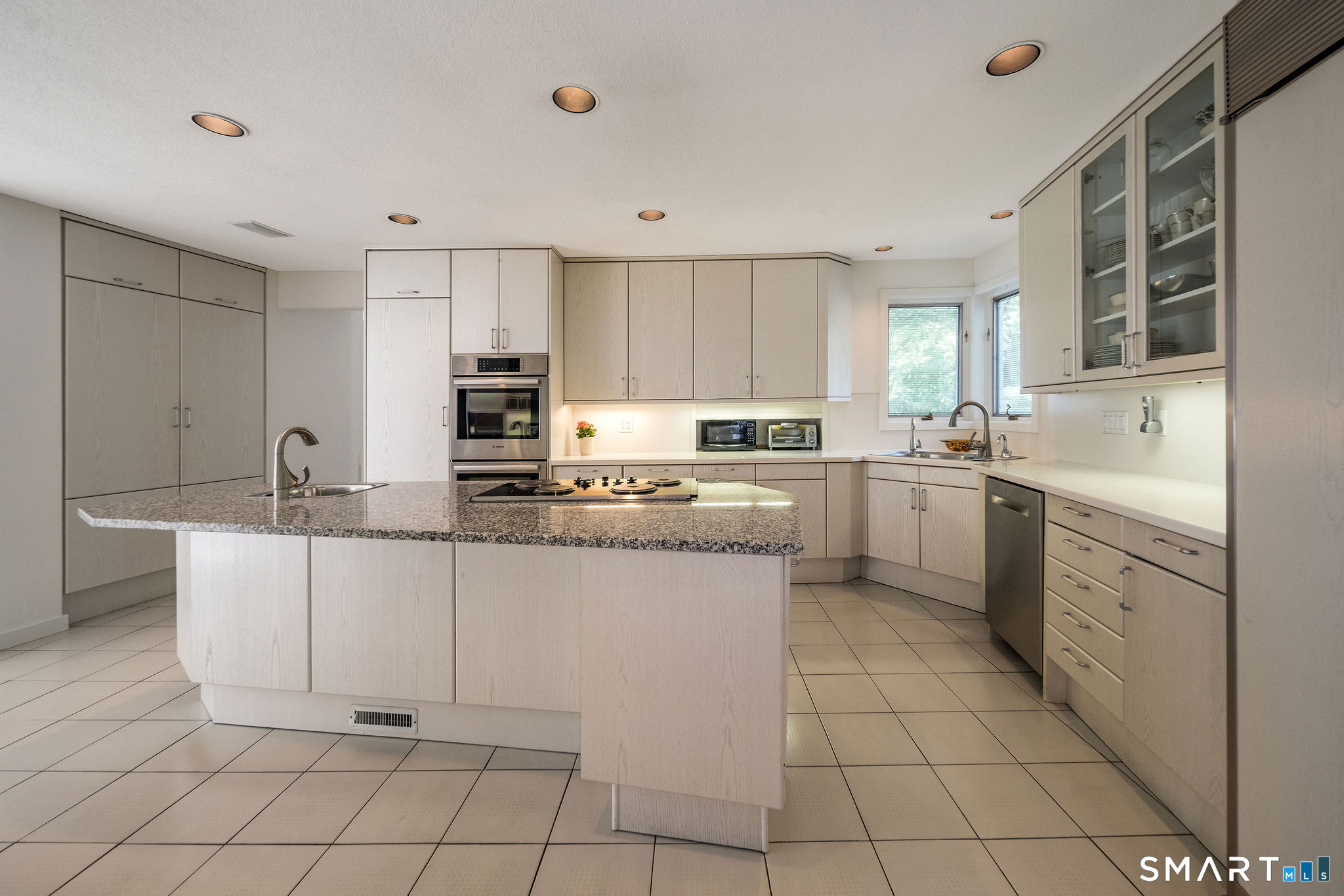14 Grouse Lane Woodbridge CT 06525