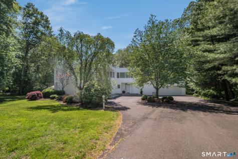 14 Grouse Lane Woodbridge CT 06525