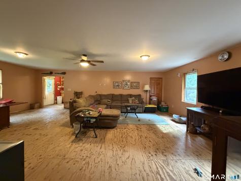 1318 Litchfield Turnpike New Hartford CT 06057