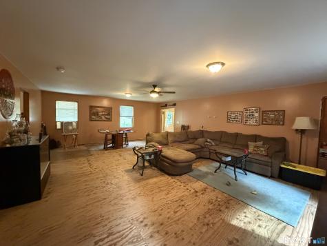 1318 Litchfield Turnpike New Hartford CT 06057