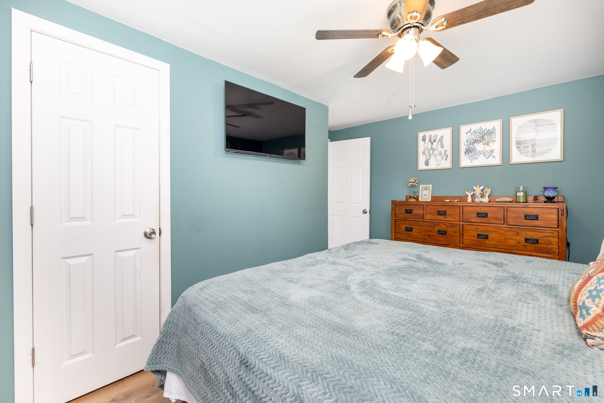 3 Concord Terrace Enfield CT 06082