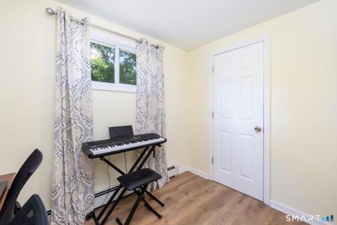3 Concord Terrace Enfield CT 06082