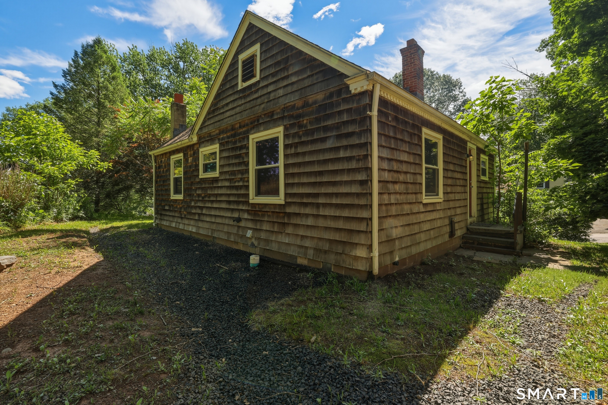 24 Guerney Avenue Meriden CT 06451