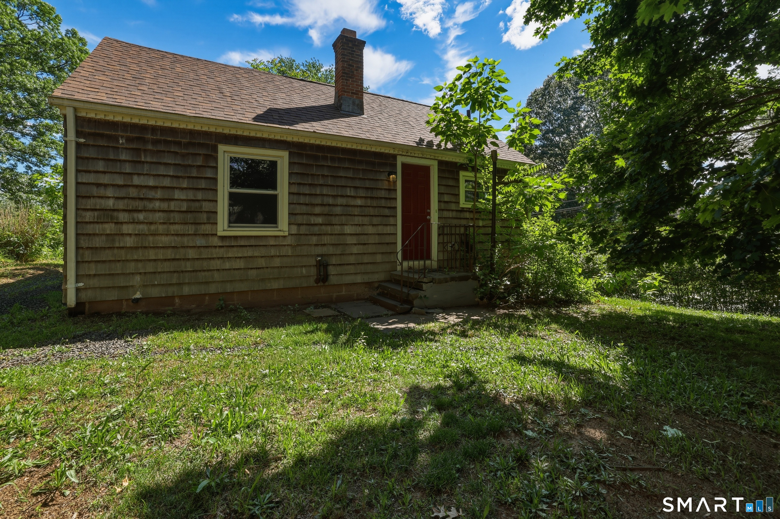 24 Guerney Avenue Meriden CT 06451