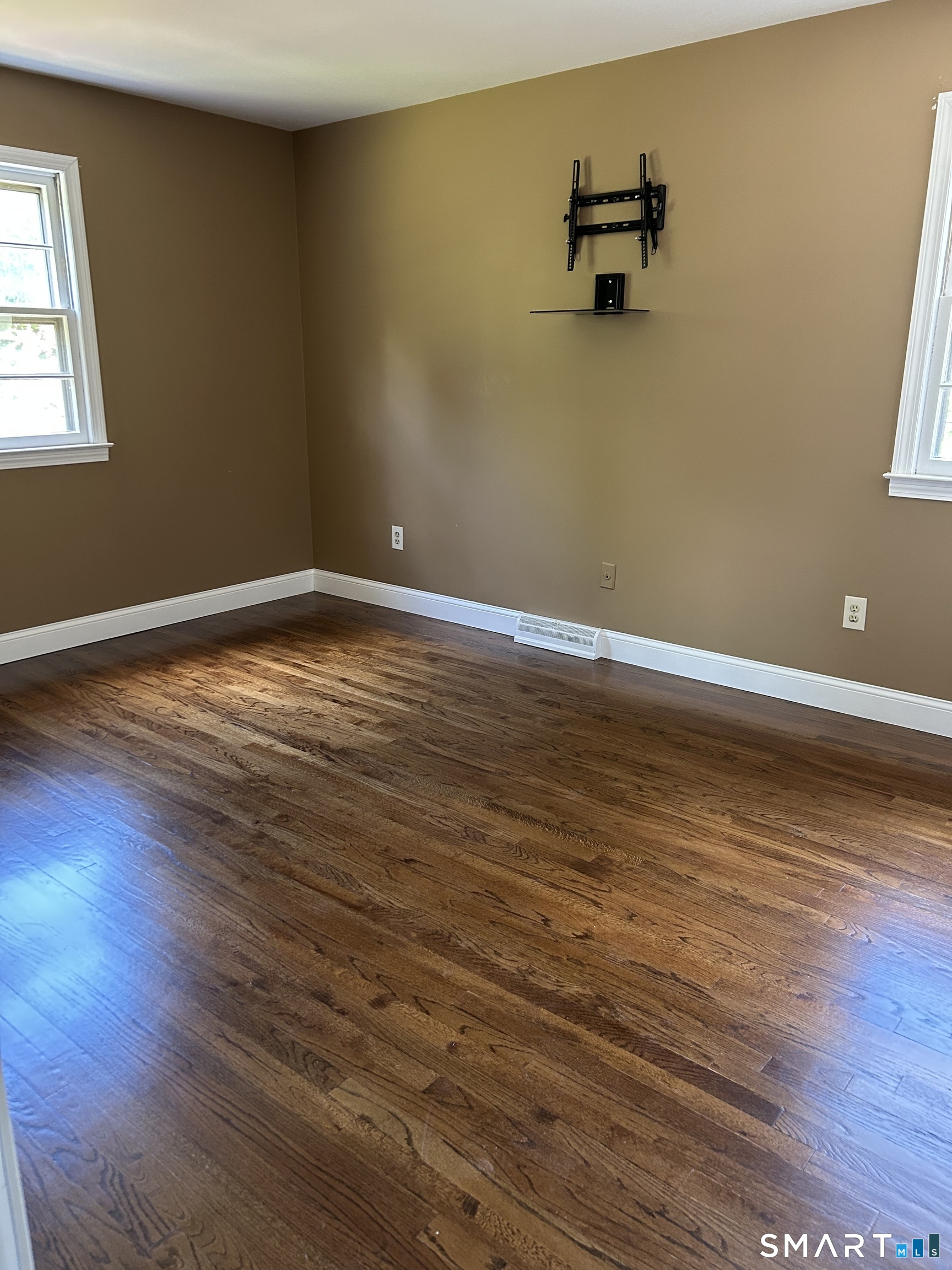 5 Sharon Court Shelton CT 06484