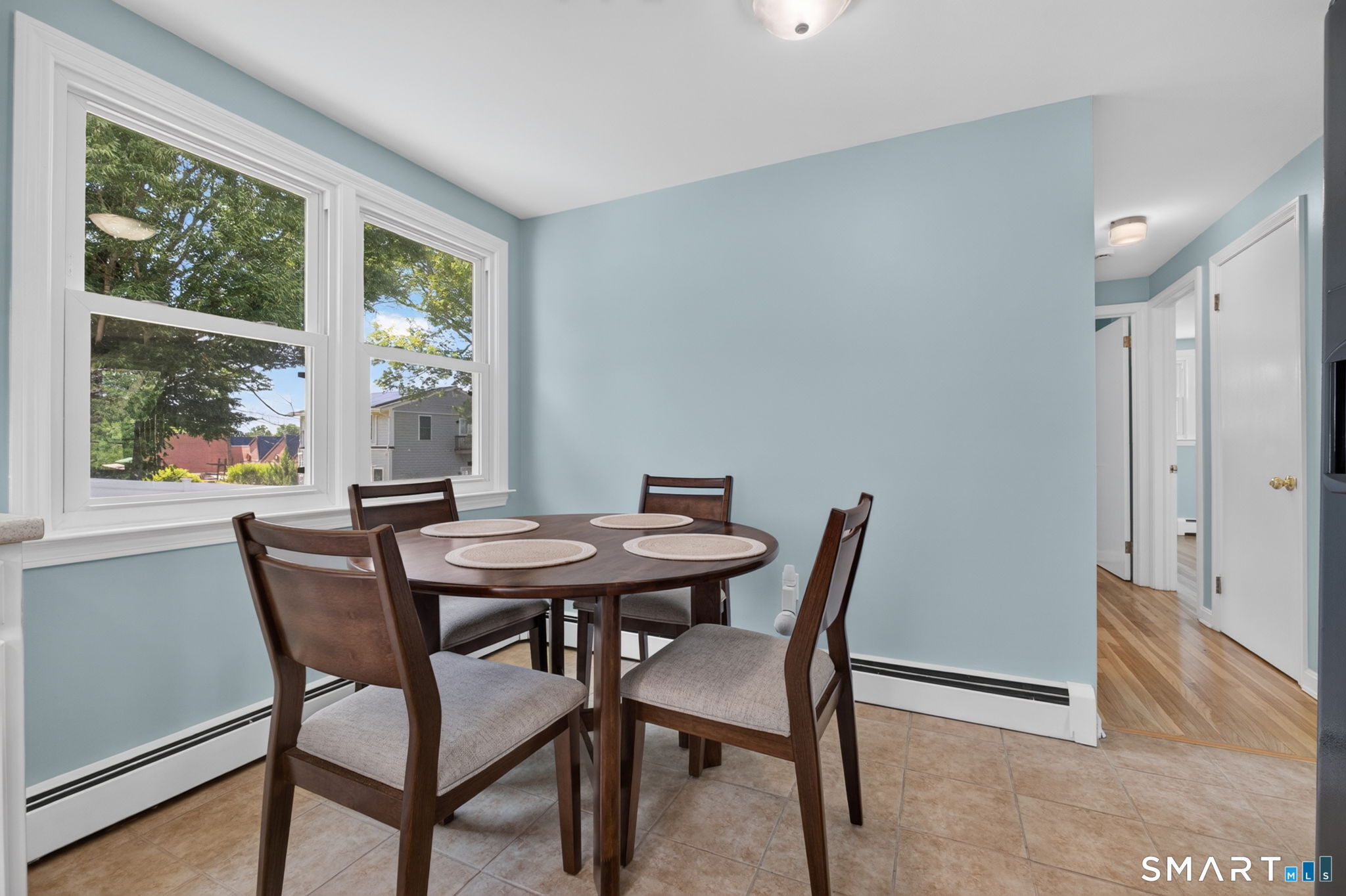 8 Pleasant Street Stonington CT 06355
