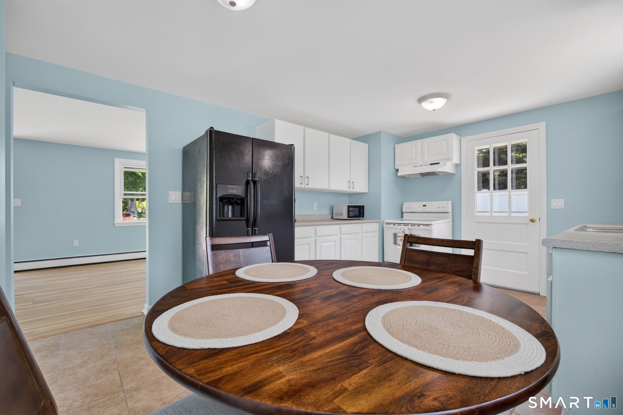 8 Pleasant Street Stonington CT 06355