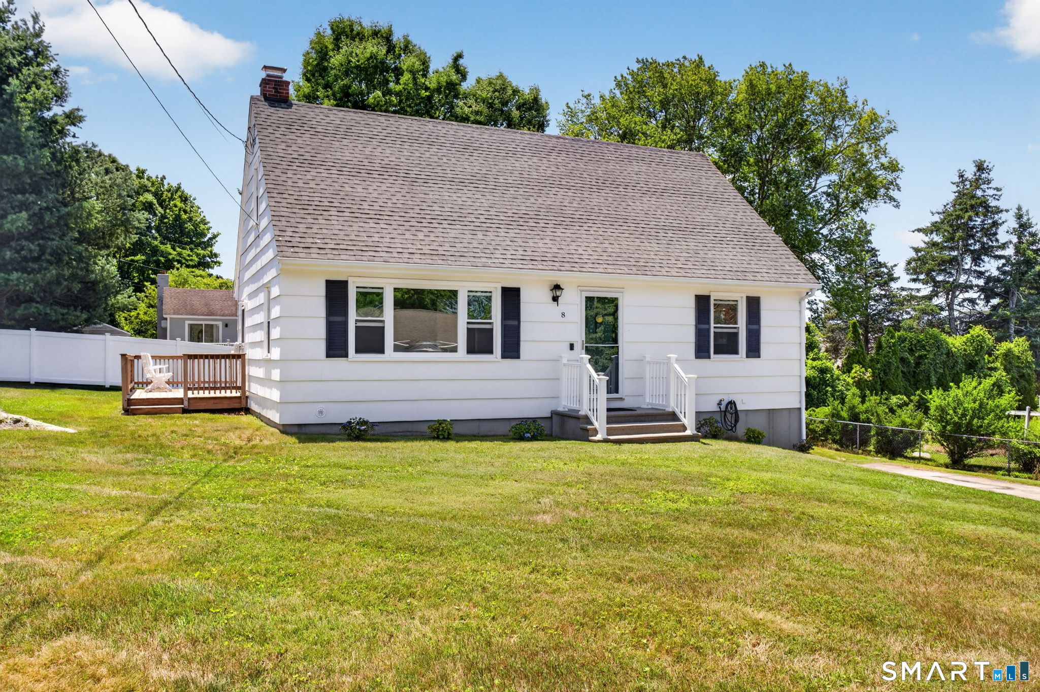 8 Pleasant Street Stonington CT 06355