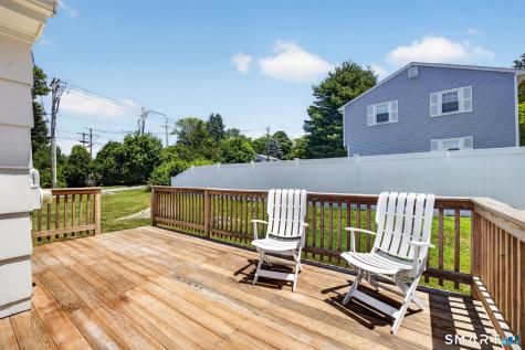 8 Pleasant Street Stonington CT 06355