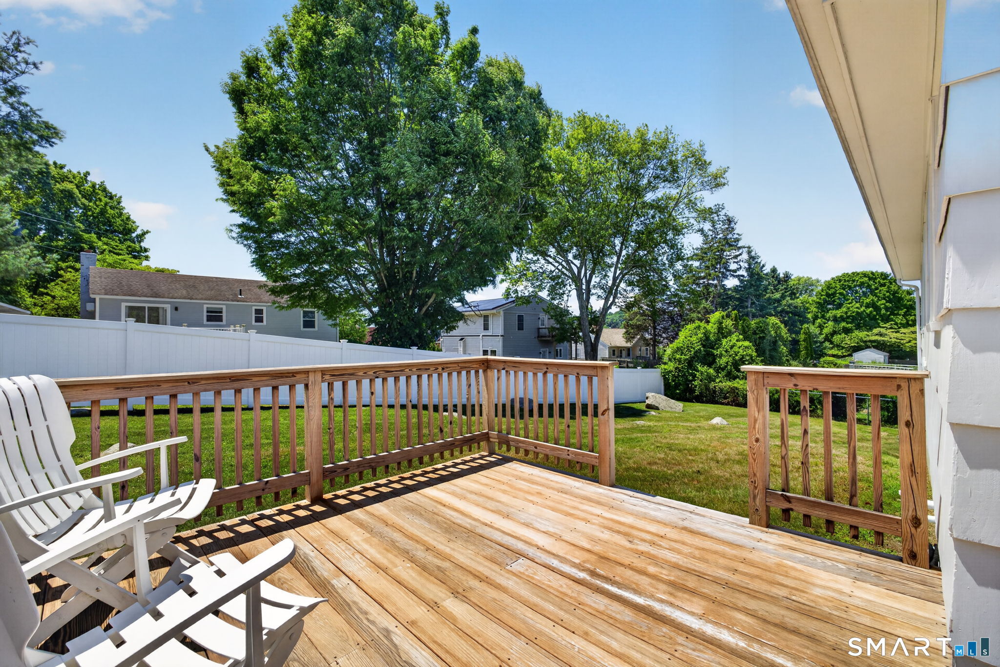 8 Pleasant Street Stonington CT 06355