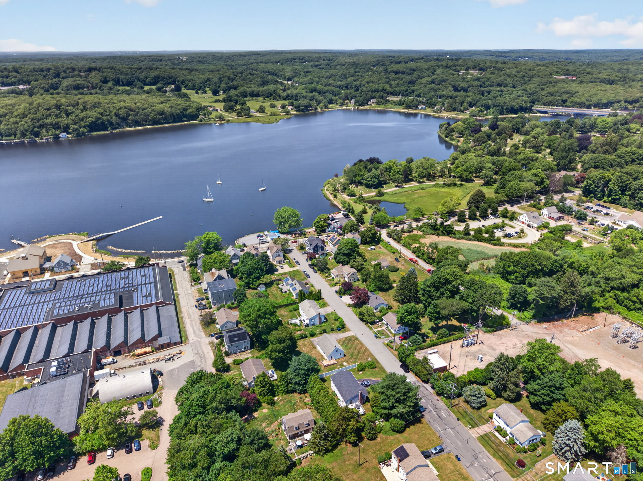 8 Pleasant Street Stonington CT 06355
