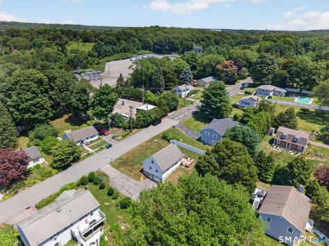 8 Pleasant Street Stonington CT 06355