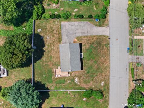 8 Pleasant Street Stonington CT 06355