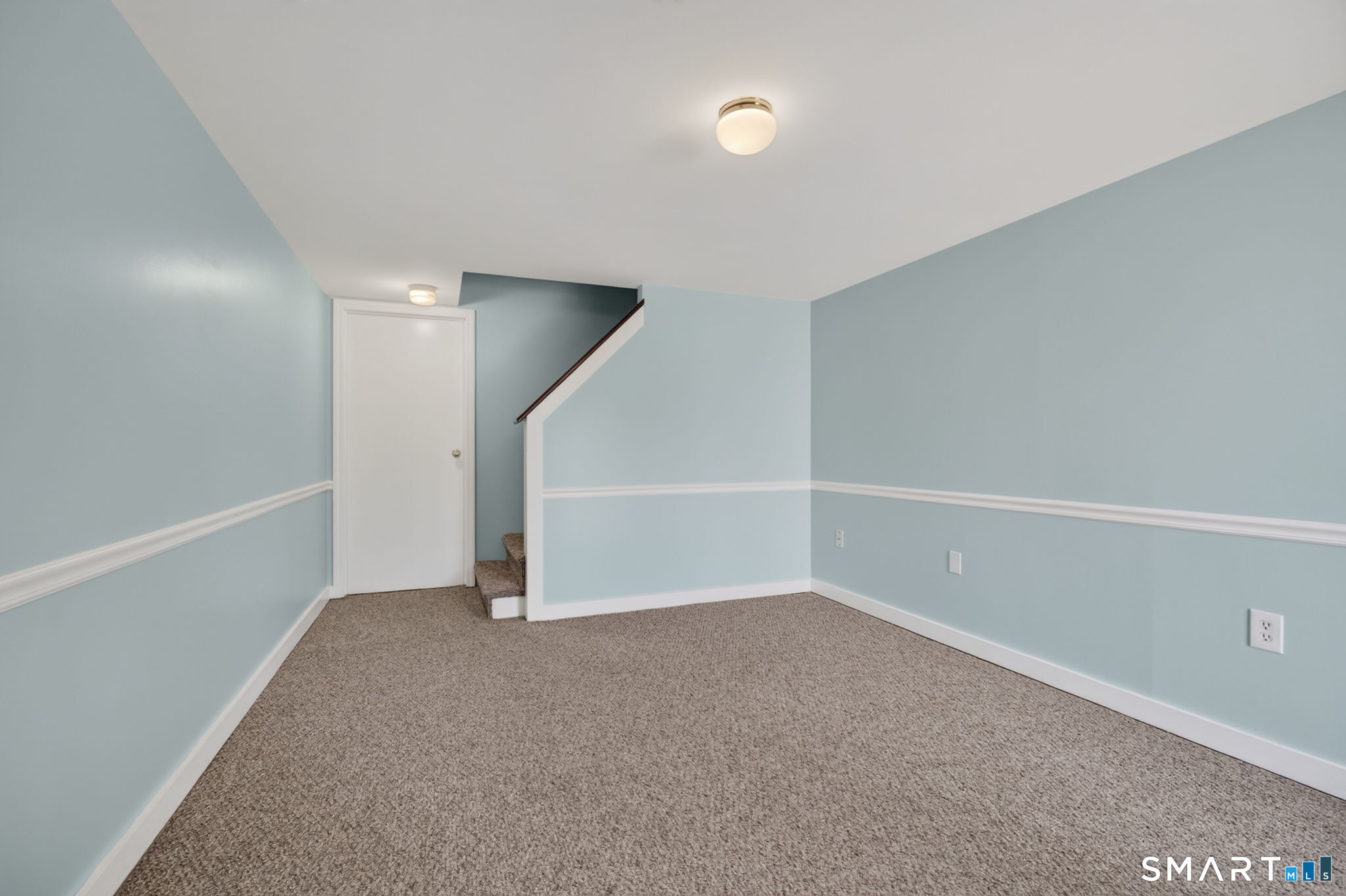 8 Pleasant Street Stonington CT 06355