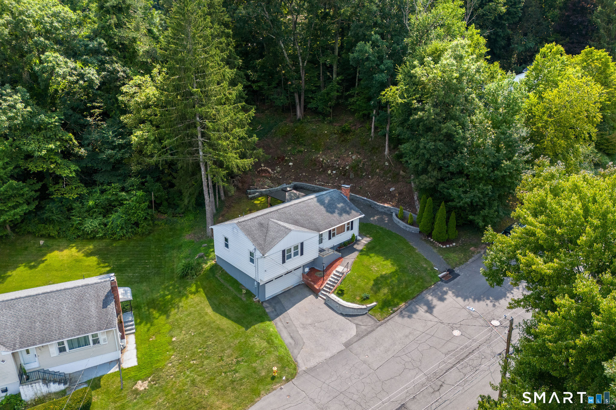 111 Juniper Ridge Drive Waterbury CT 06708
