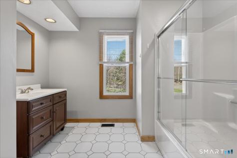 206 West Todd Street Hamden CT 06518