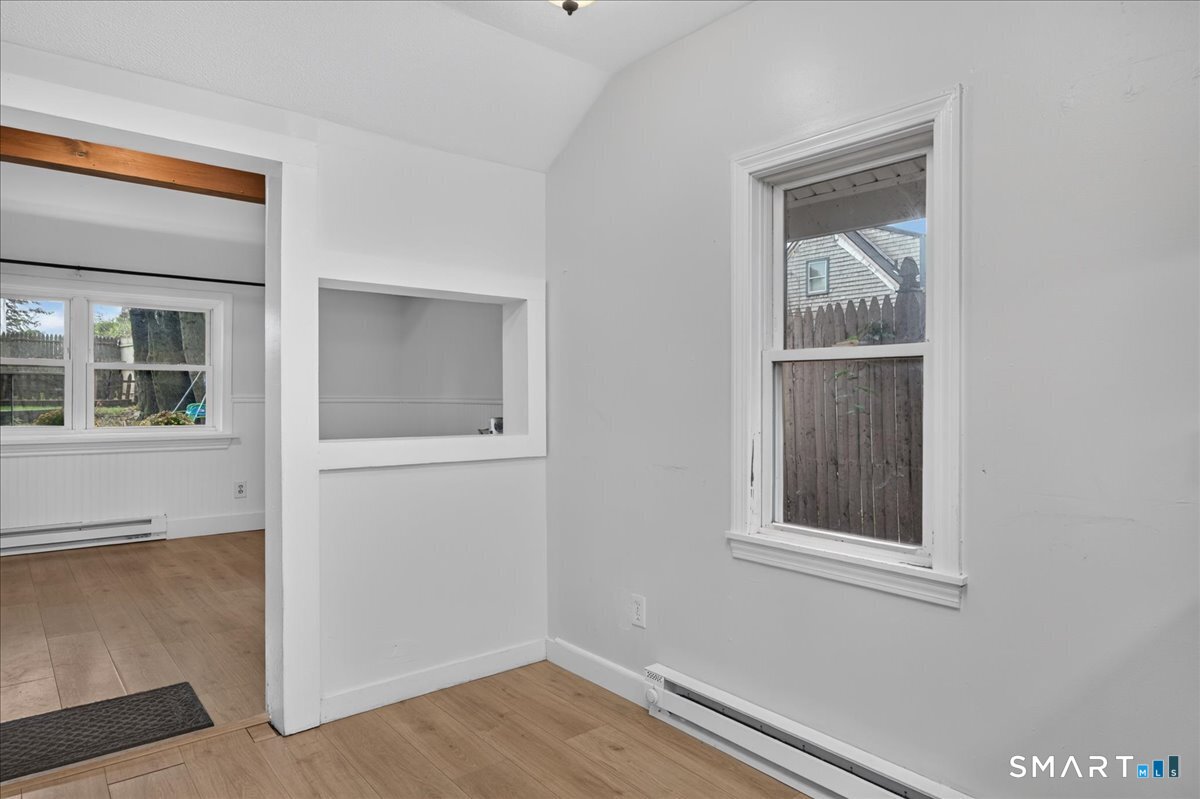20 Pine Street Waterford CT 06385