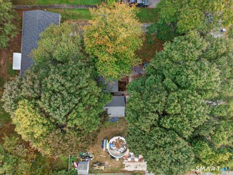 20 Pine Street Waterford CT 06385