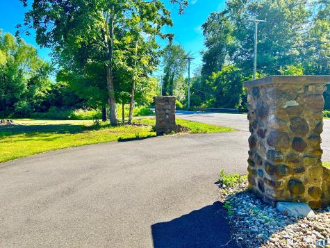 2007 Hartford Turnpike North Haven CT 06473