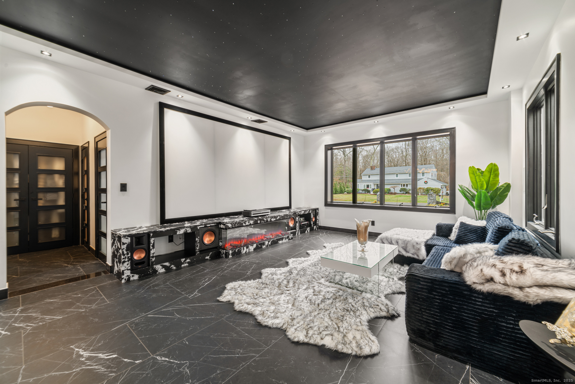 113 Woodbrook Drive Stamford CT 06907