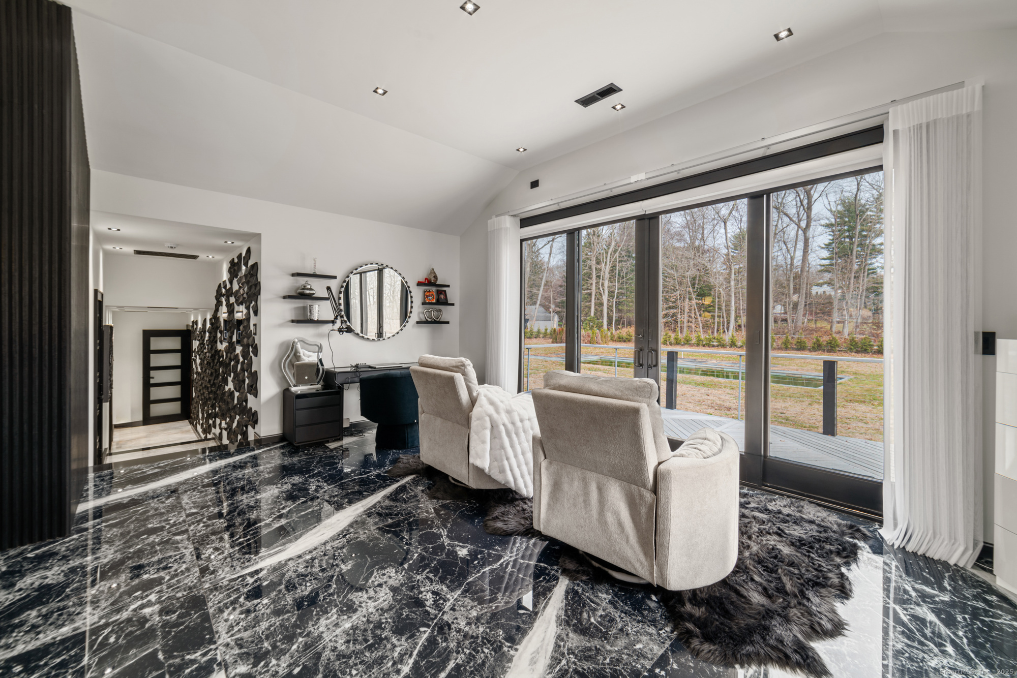 113 Woodbrook Drive Stamford CT 06907