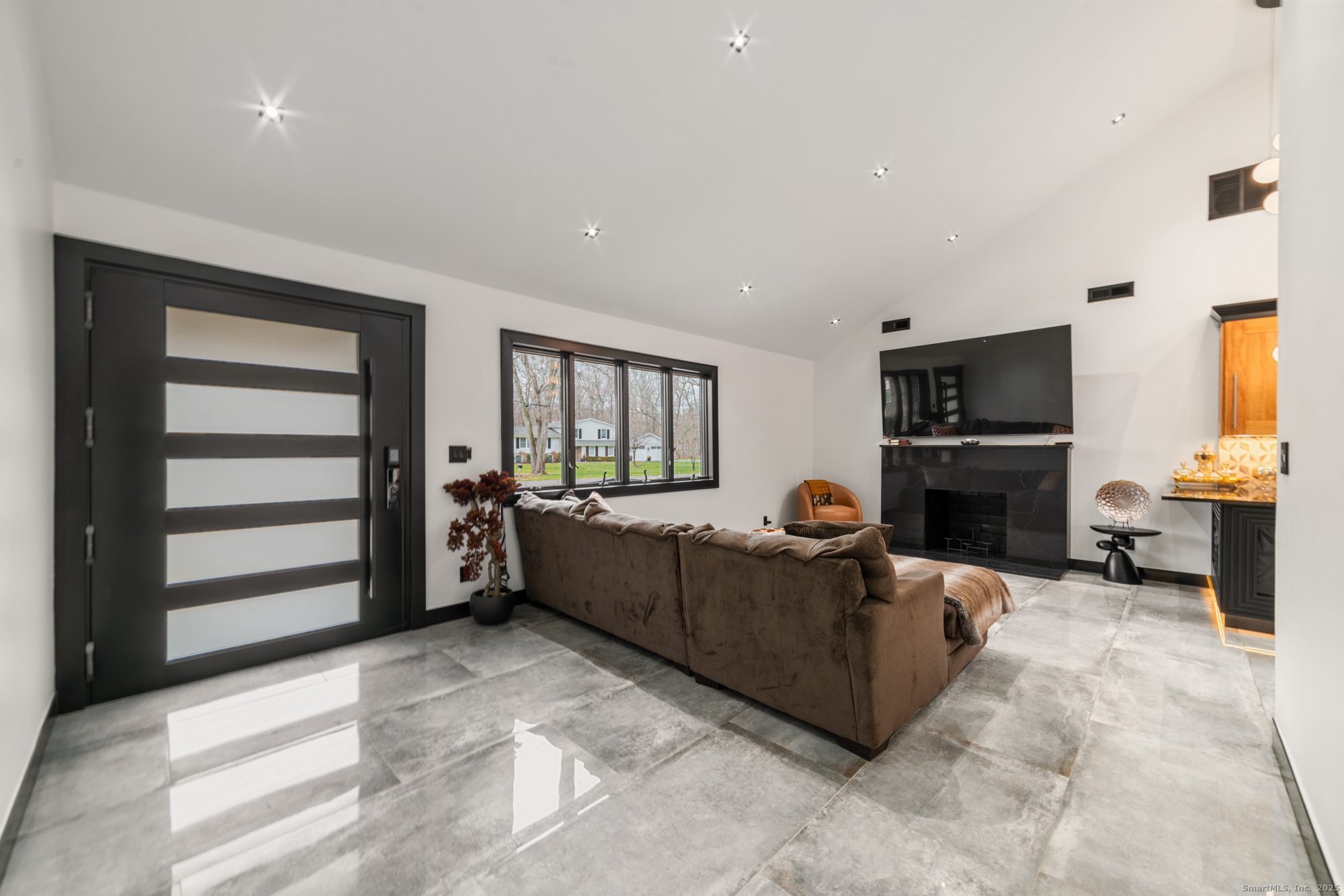 113 Woodbrook Drive Stamford CT 06907