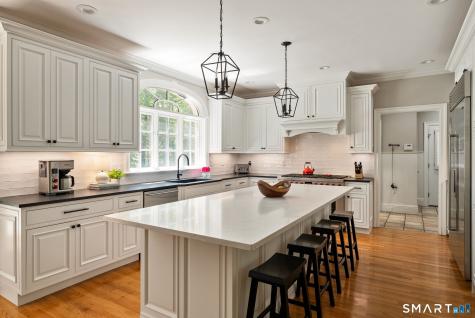 9 Kew Gardens Farmington CT 06032