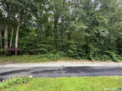 270 Boston Post Road Waterford CT 06385