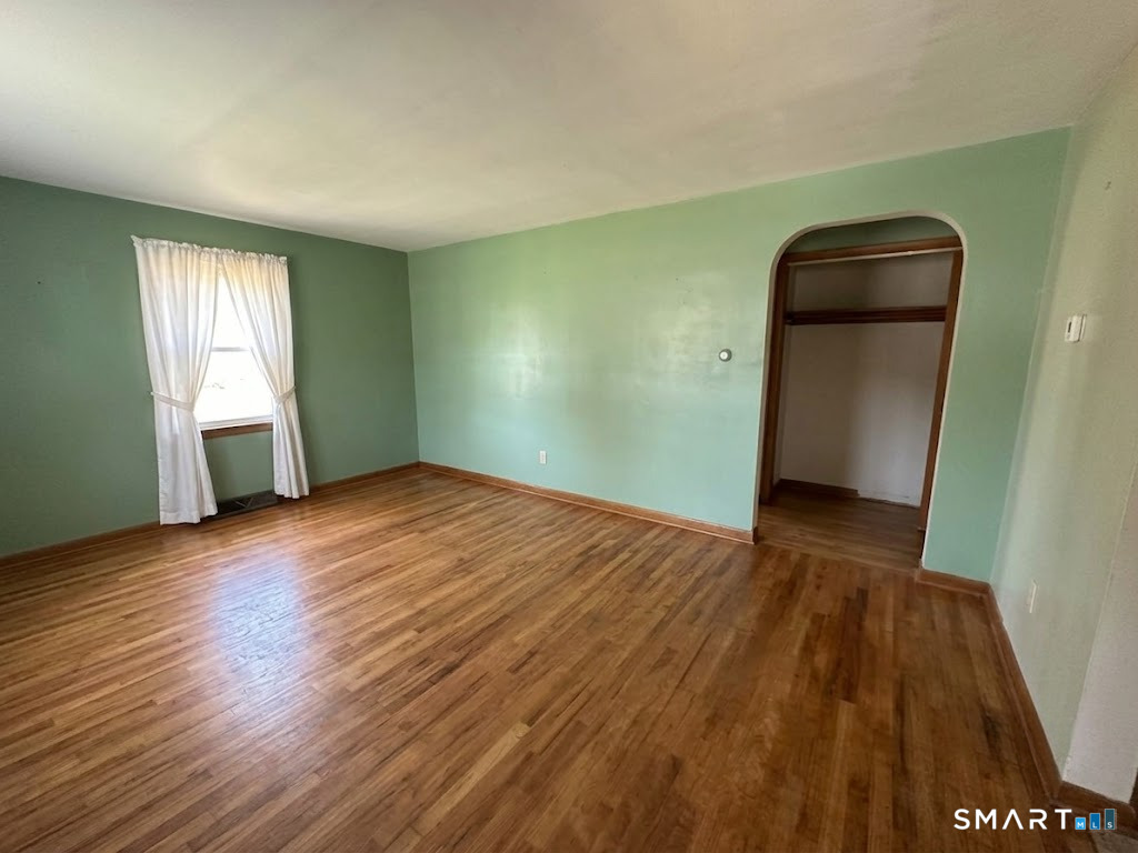 12 Arbutus Street East Hartford CT 06108