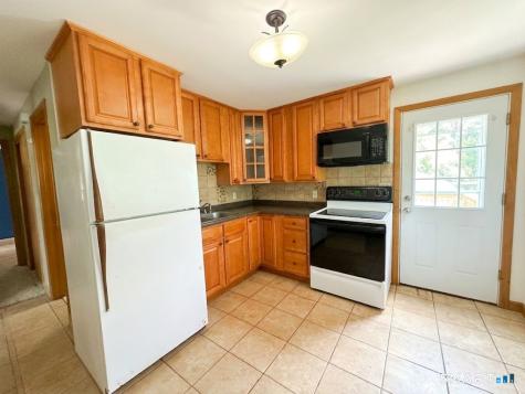 12 Arbutus Street East Hartford CT 06108