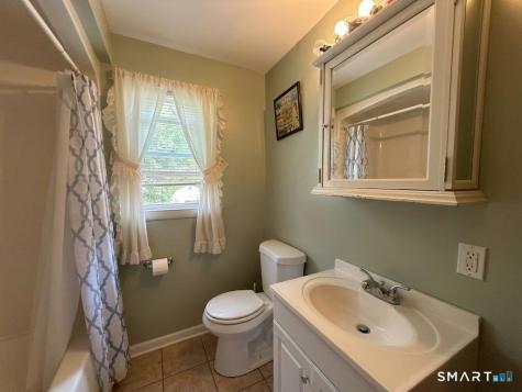 12 Arbutus Street East Hartford CT 06108