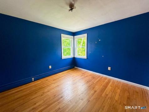 12 Arbutus Street East Hartford CT 06108