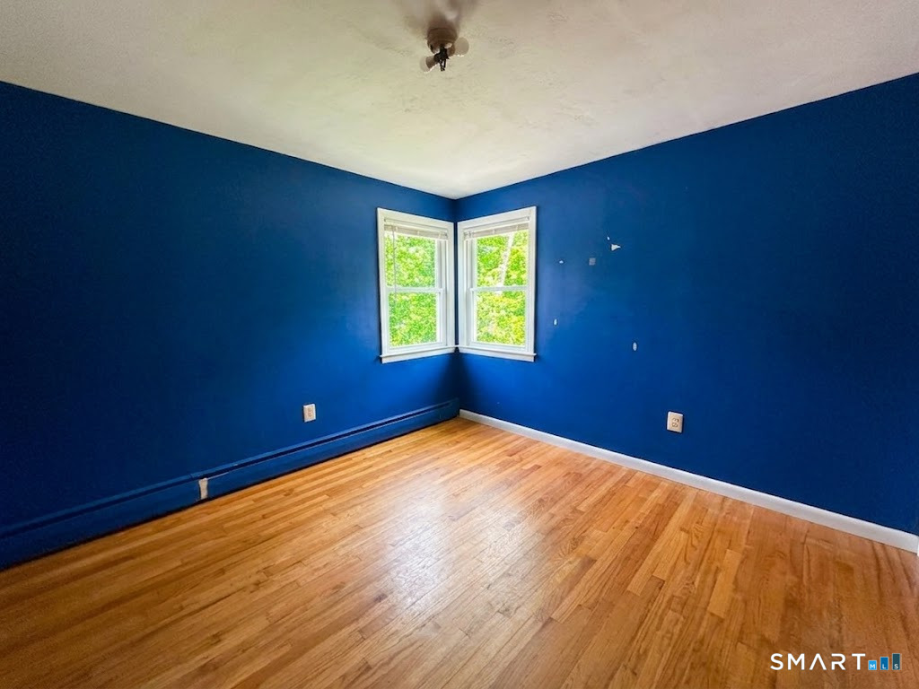 12 Arbutus Street East Hartford CT 06108