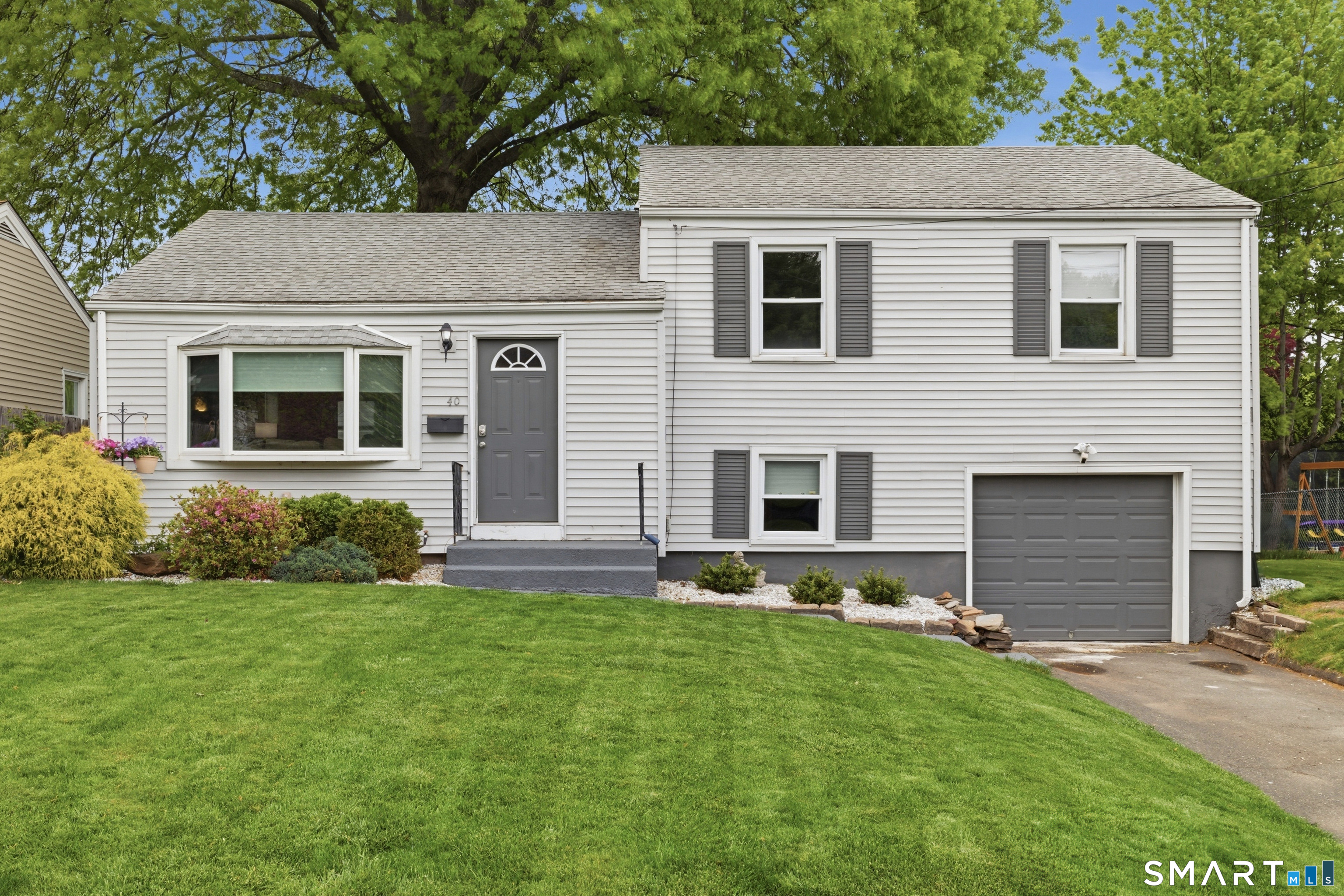 40 Pine Street Newington CT 06111