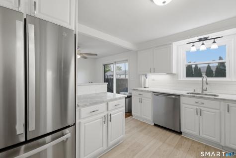 40 Pine Street Newington CT 06111
