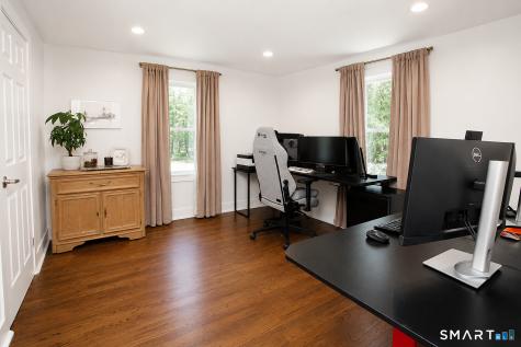 26 Crescent Way Simsbury CT 06070