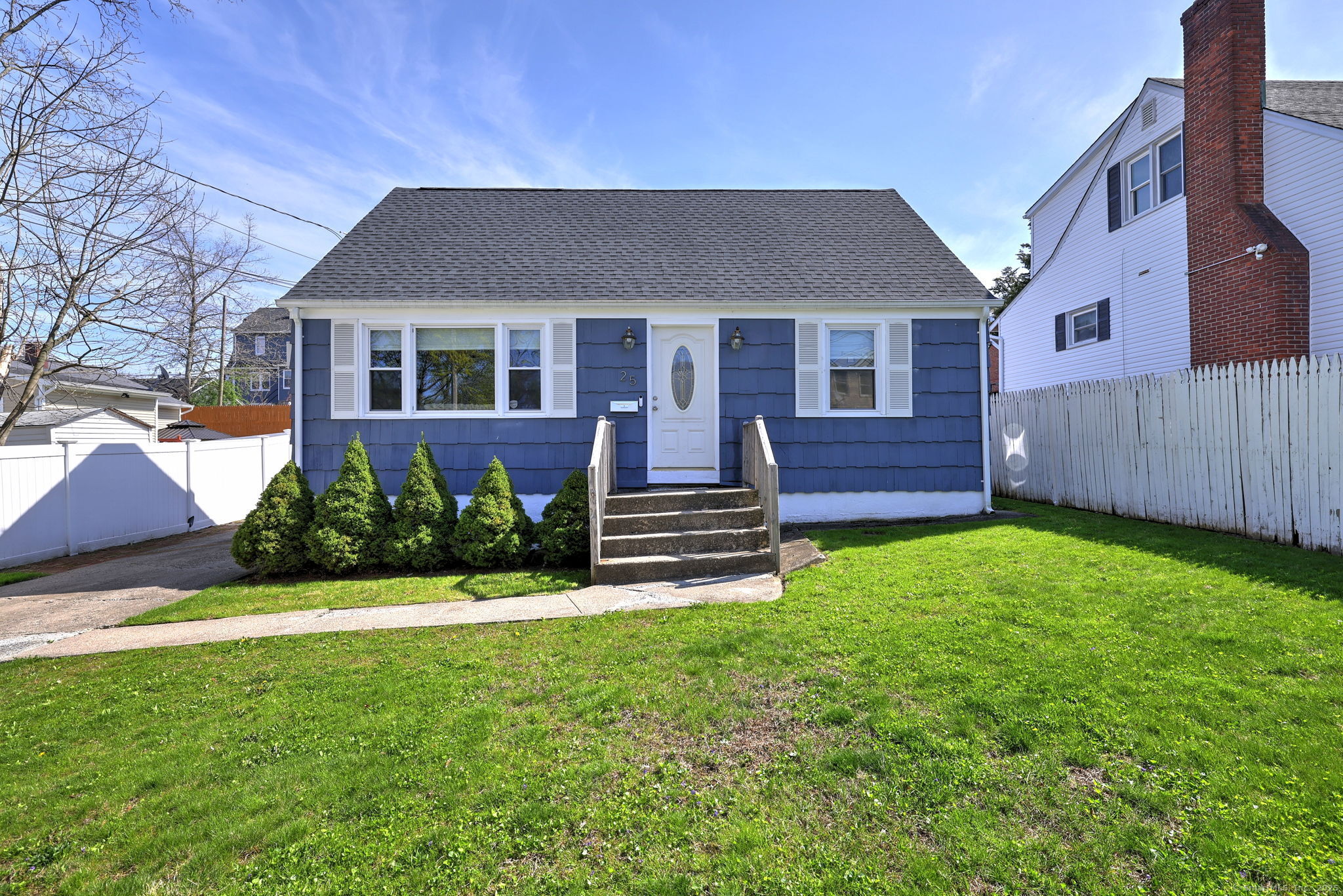 25 Broadway Bridgeport CT 06606